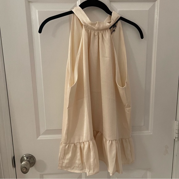 NWT Strut & Bolt for Vici cream halter top with tie - Picture 2 of 16